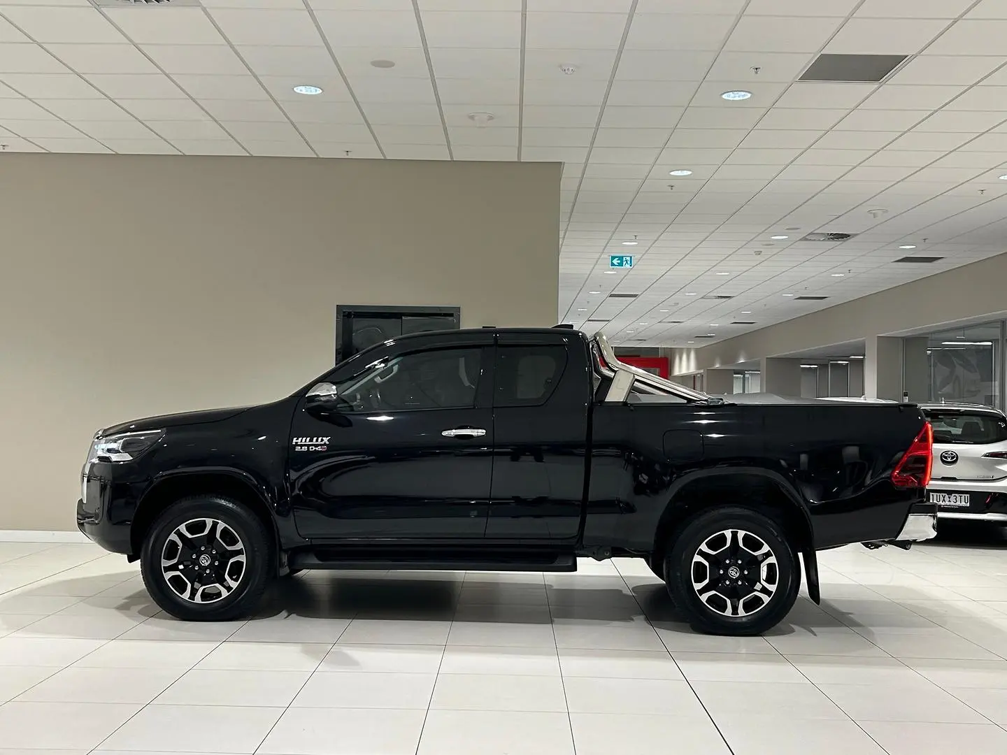 2023 Toyota Hilux Gallery Image 6