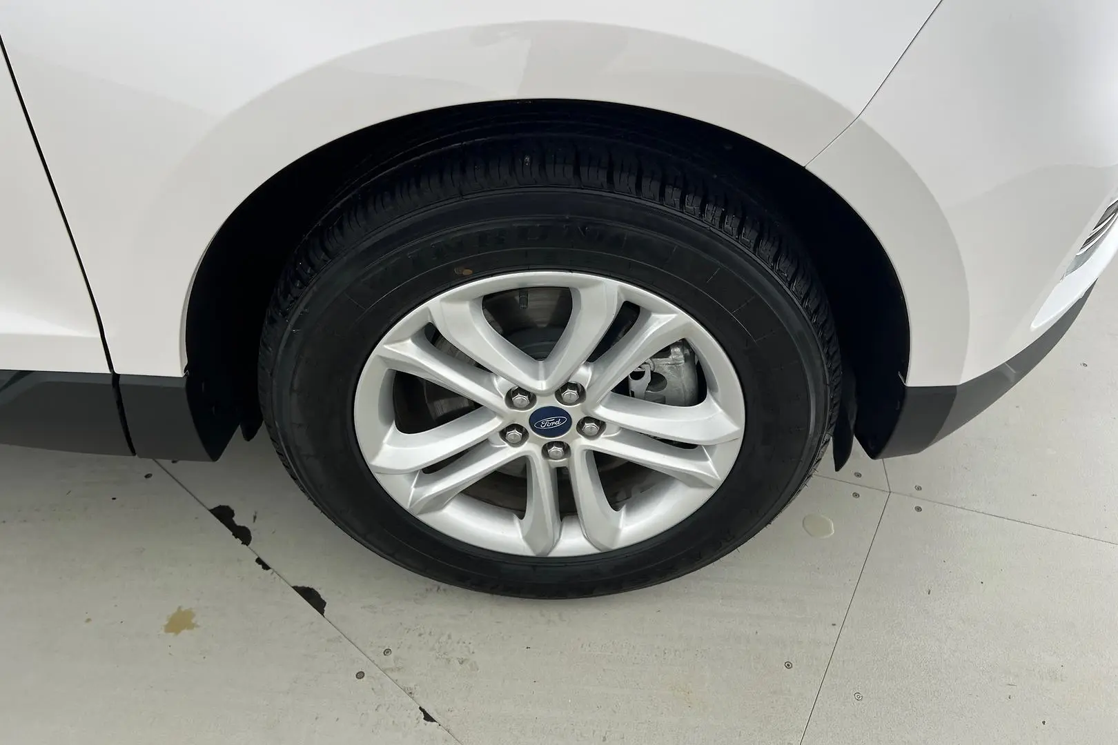 2019 Ford Endura Gallery Image 23