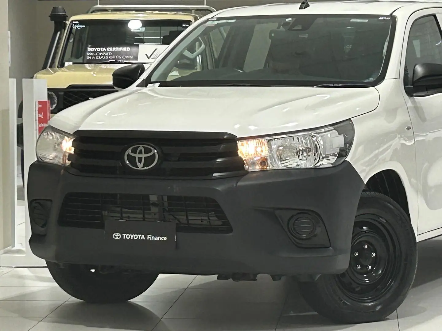 2021 Toyota Hilux Gallery Image 7