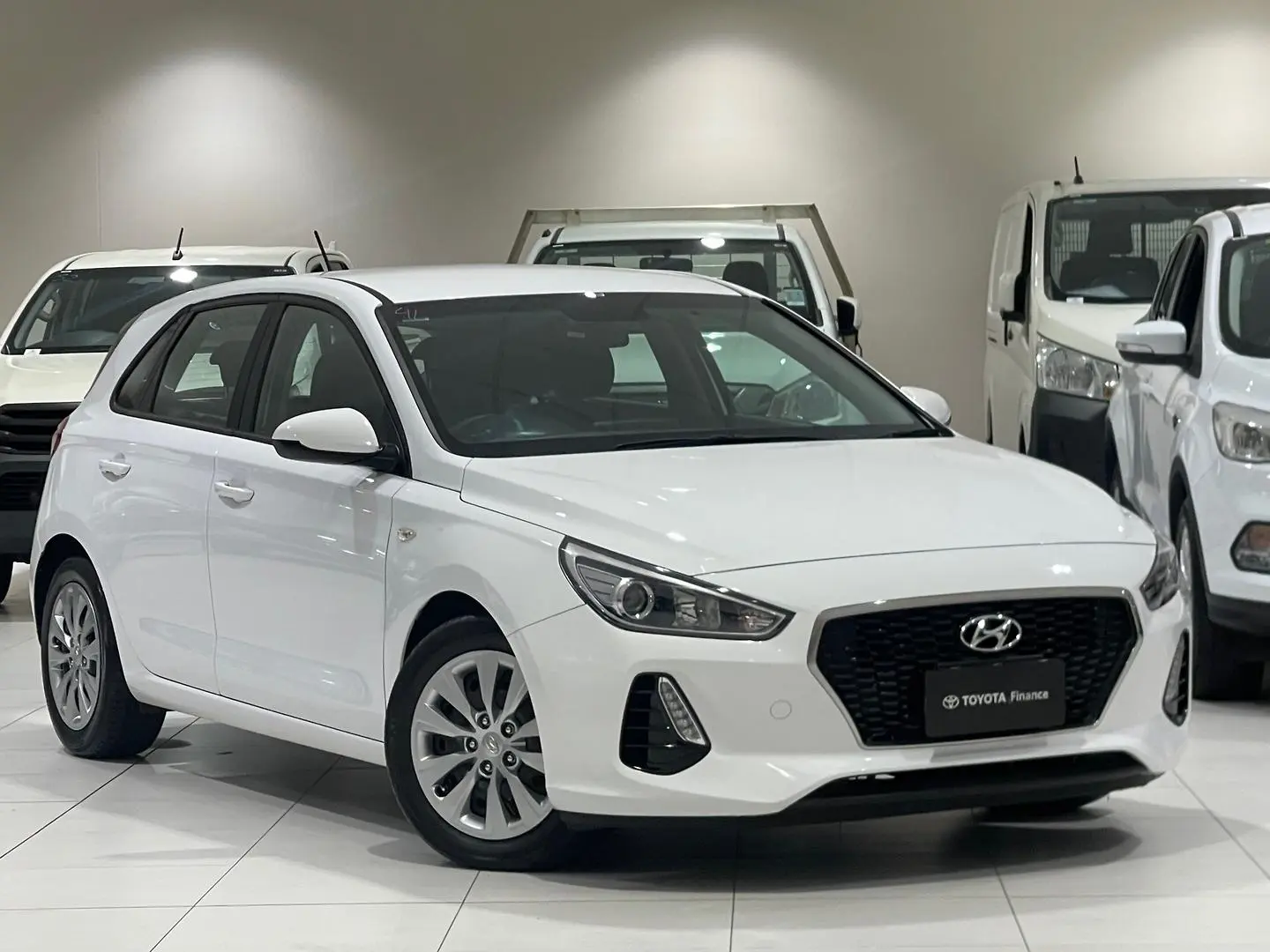 2020 Hyundai i30 Gallery Image 1