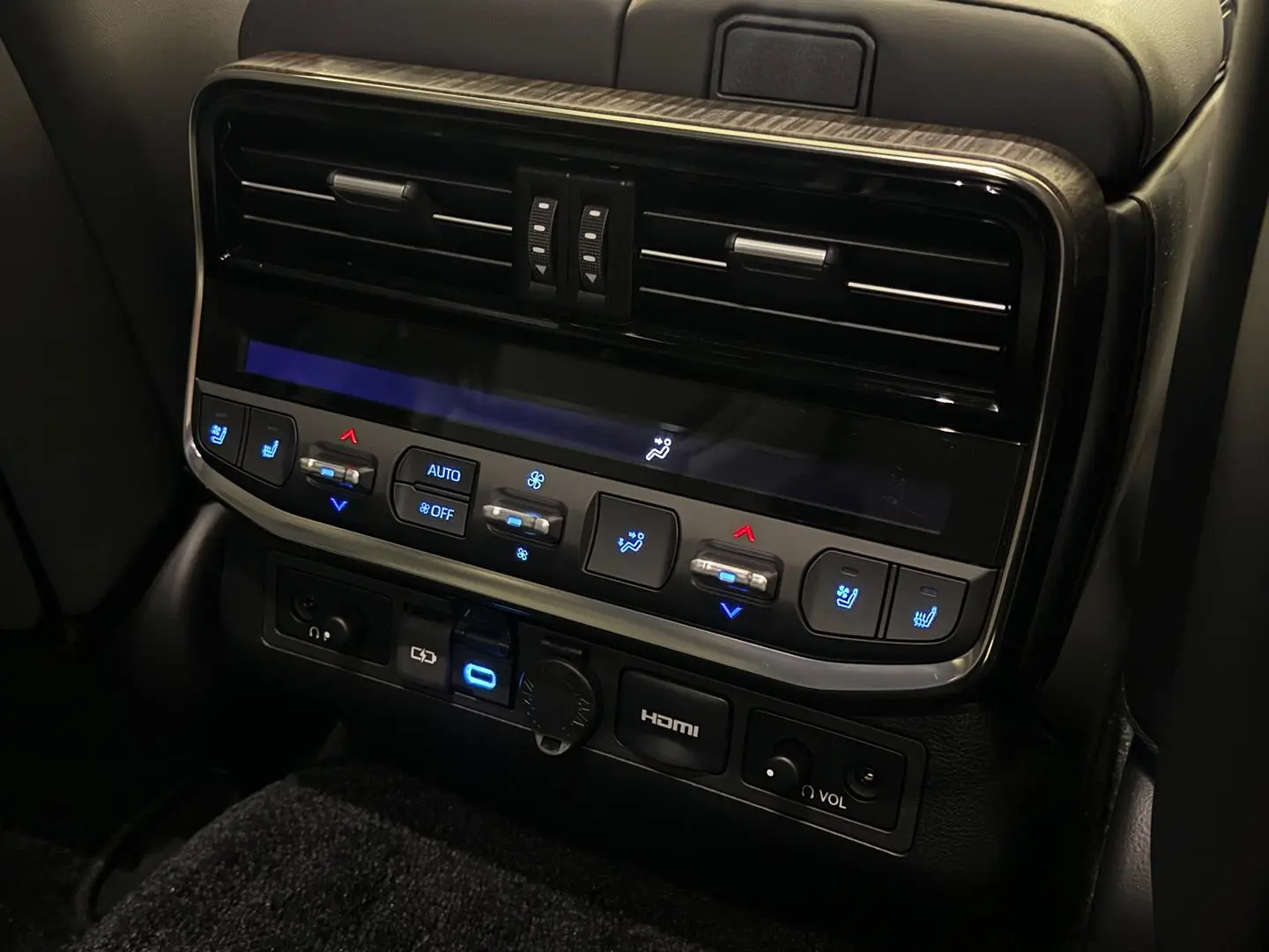 2024 Toyota Landcruiser Gallery Image 16