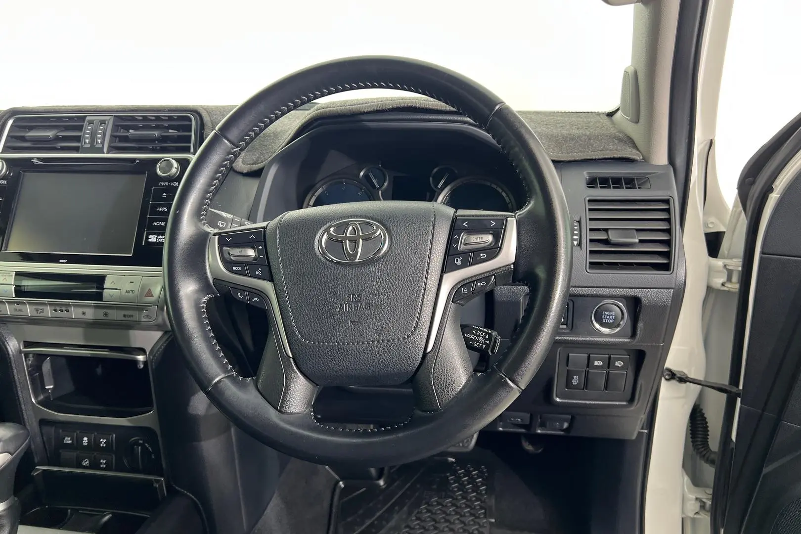2019 Toyota Landcruiser Prado Gallery Image 16