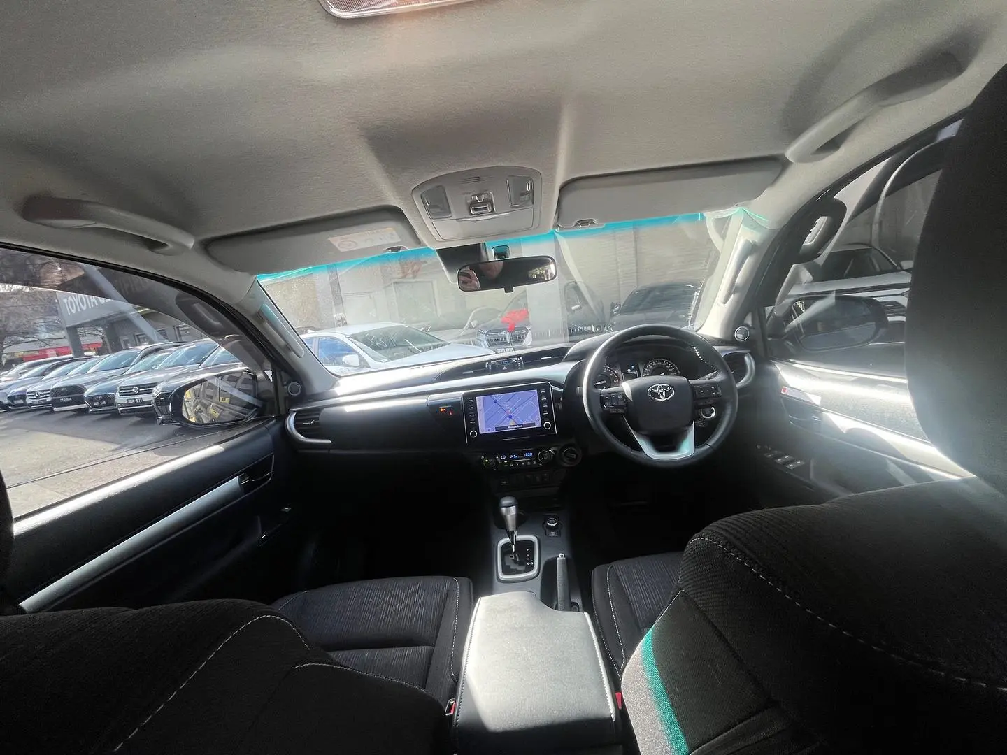 2024 Toyota Hilux Gallery Image 27