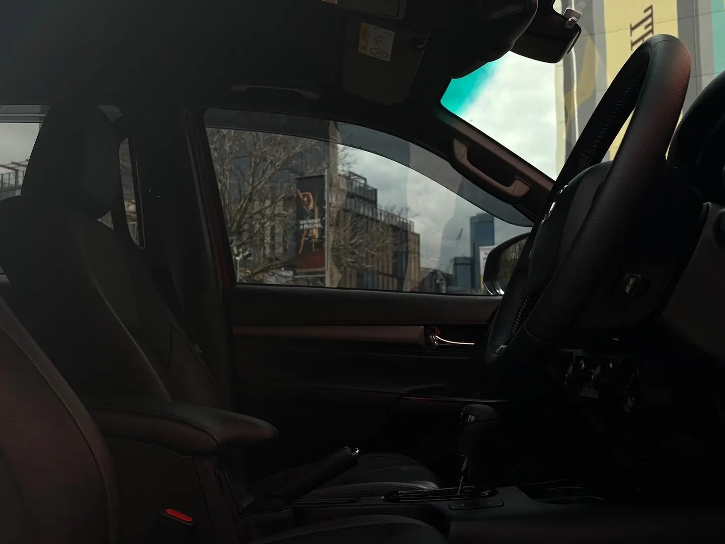 2023 Toyota Hilux Gallery Image 11