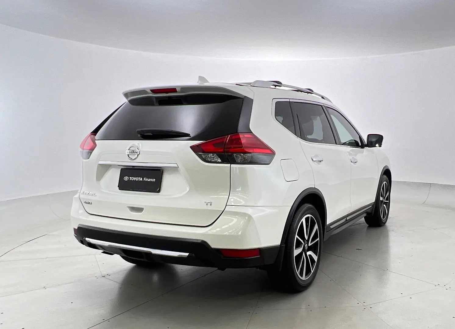 2019 Nissan X-TRAIL Image 3