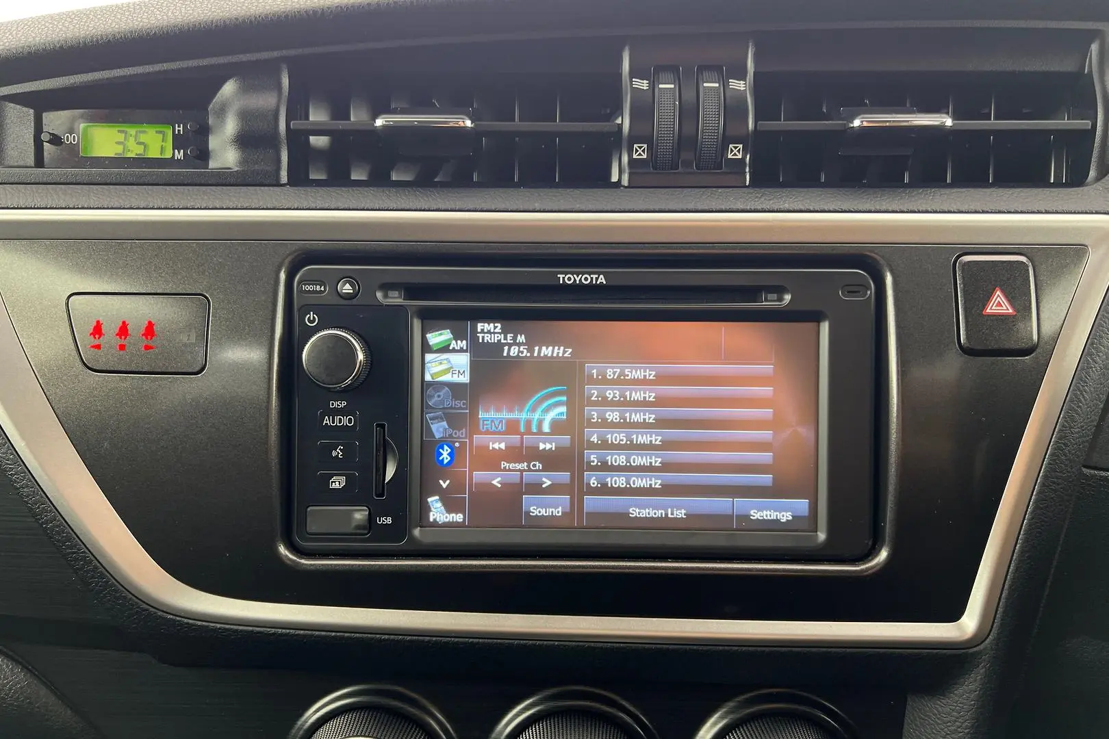 2014 Toyota Corolla Gallery Image 14