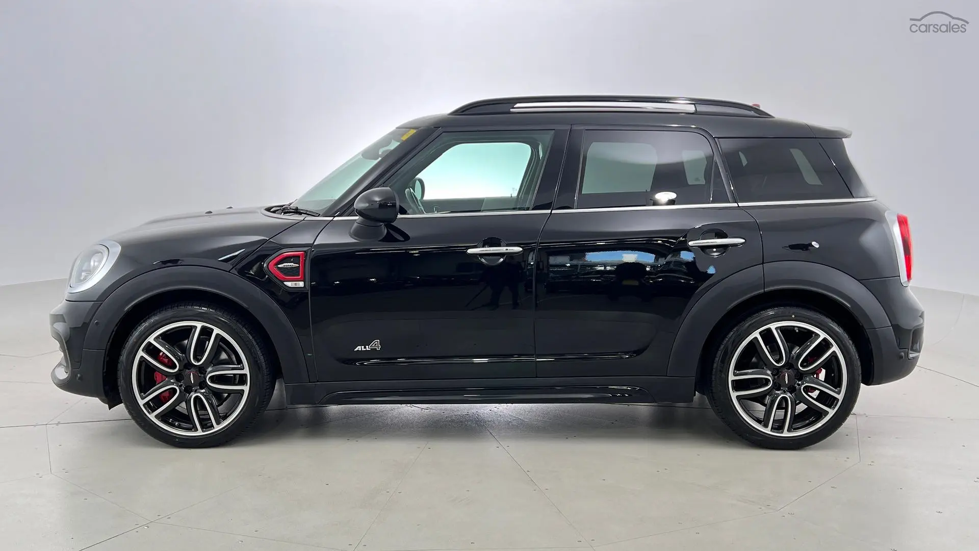 2019 MINI Countryman Image 8