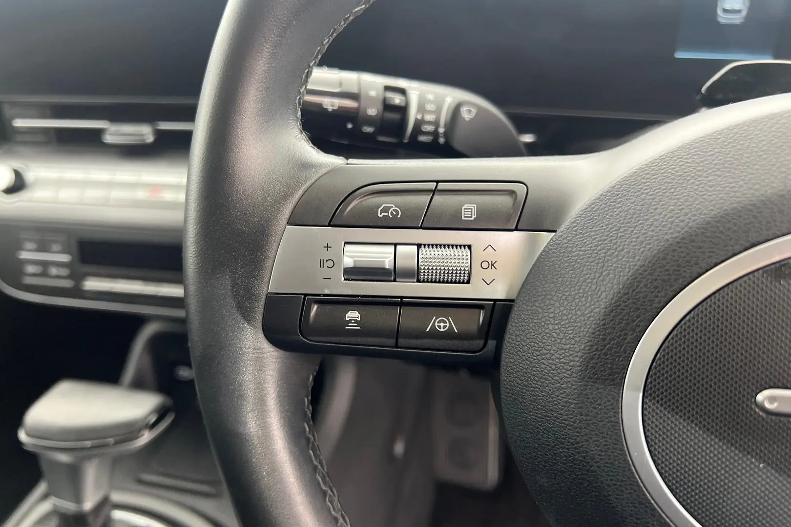 2024 Hyundai Kona Gallery Image 16