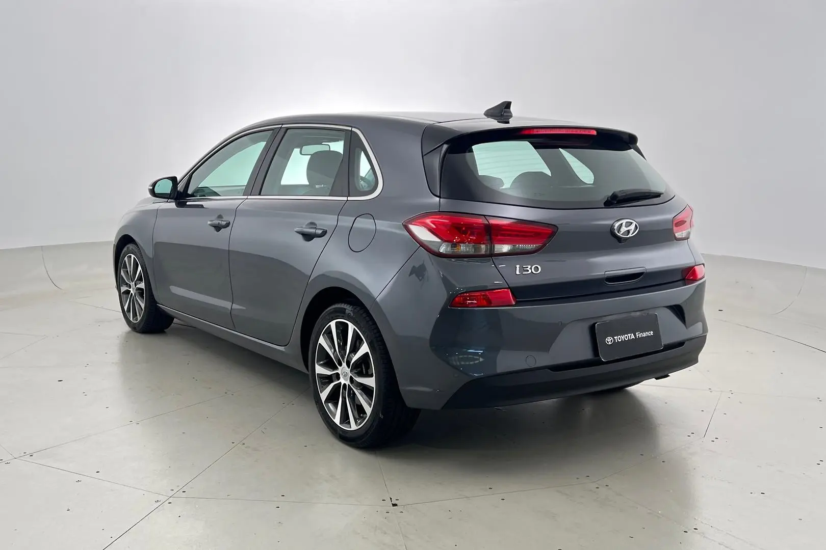 2018 Hyundai i30 Gallery Image 8