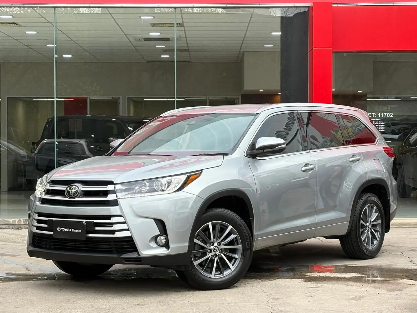 2019 Toyota Kluger Gallery Image 4
