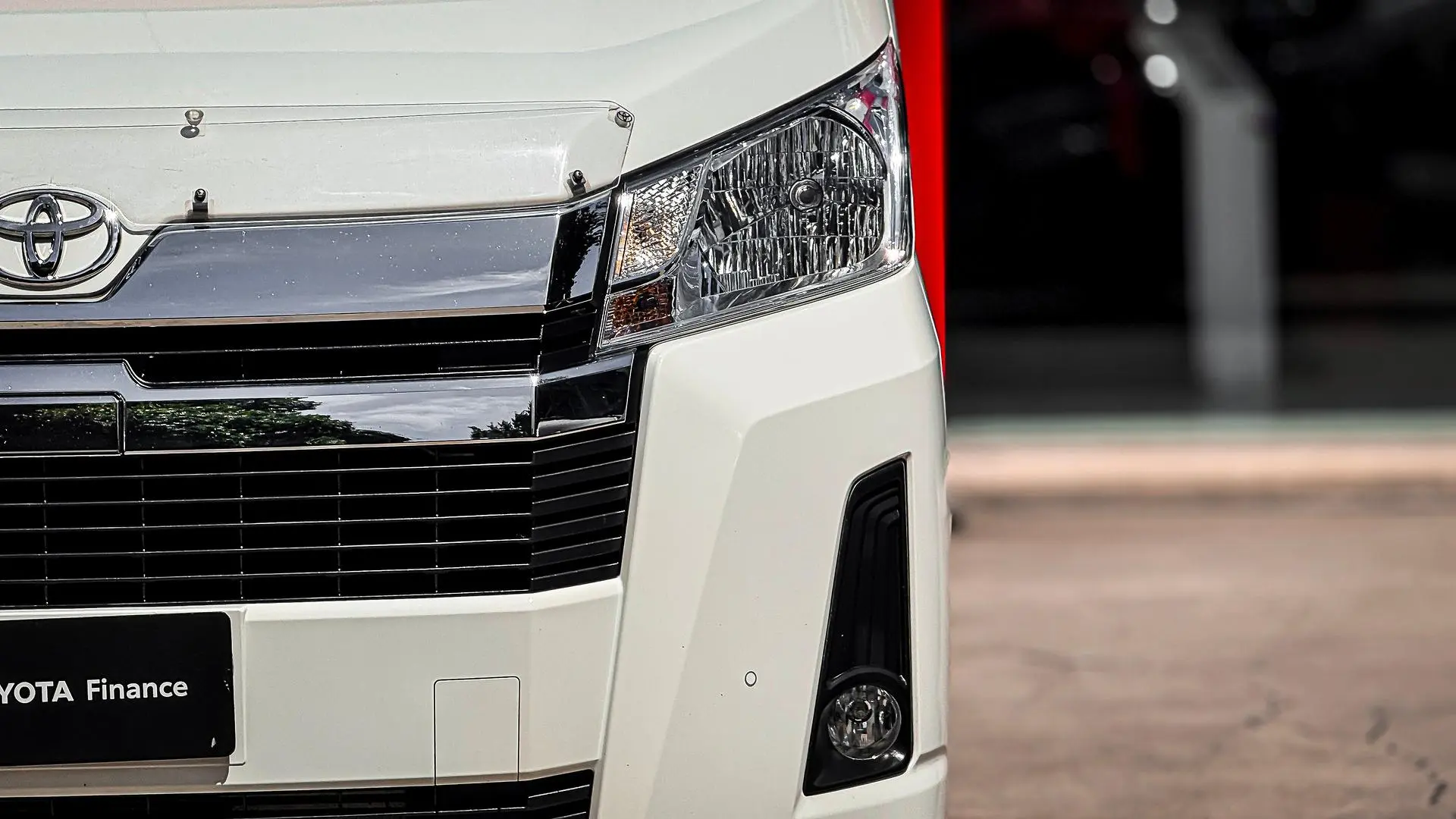 2023 Toyota Hiace Gallery Image 13