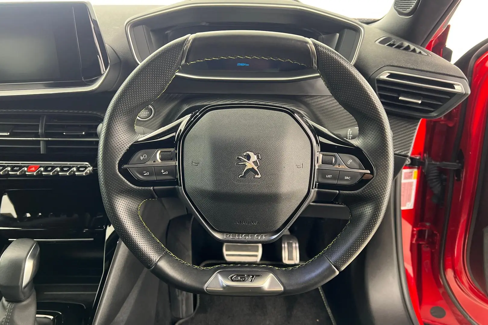 2023 Peugeot 2008 Gallery Image 17