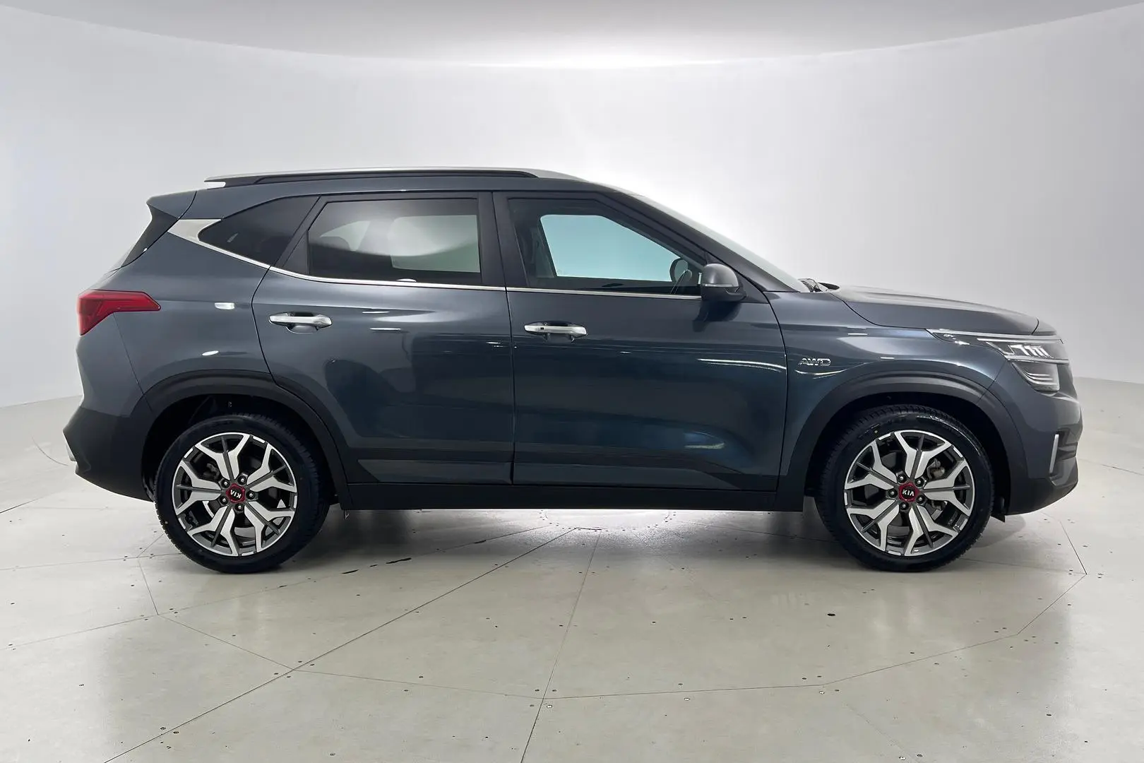 2020 Kia Seltos Gallery Image 3