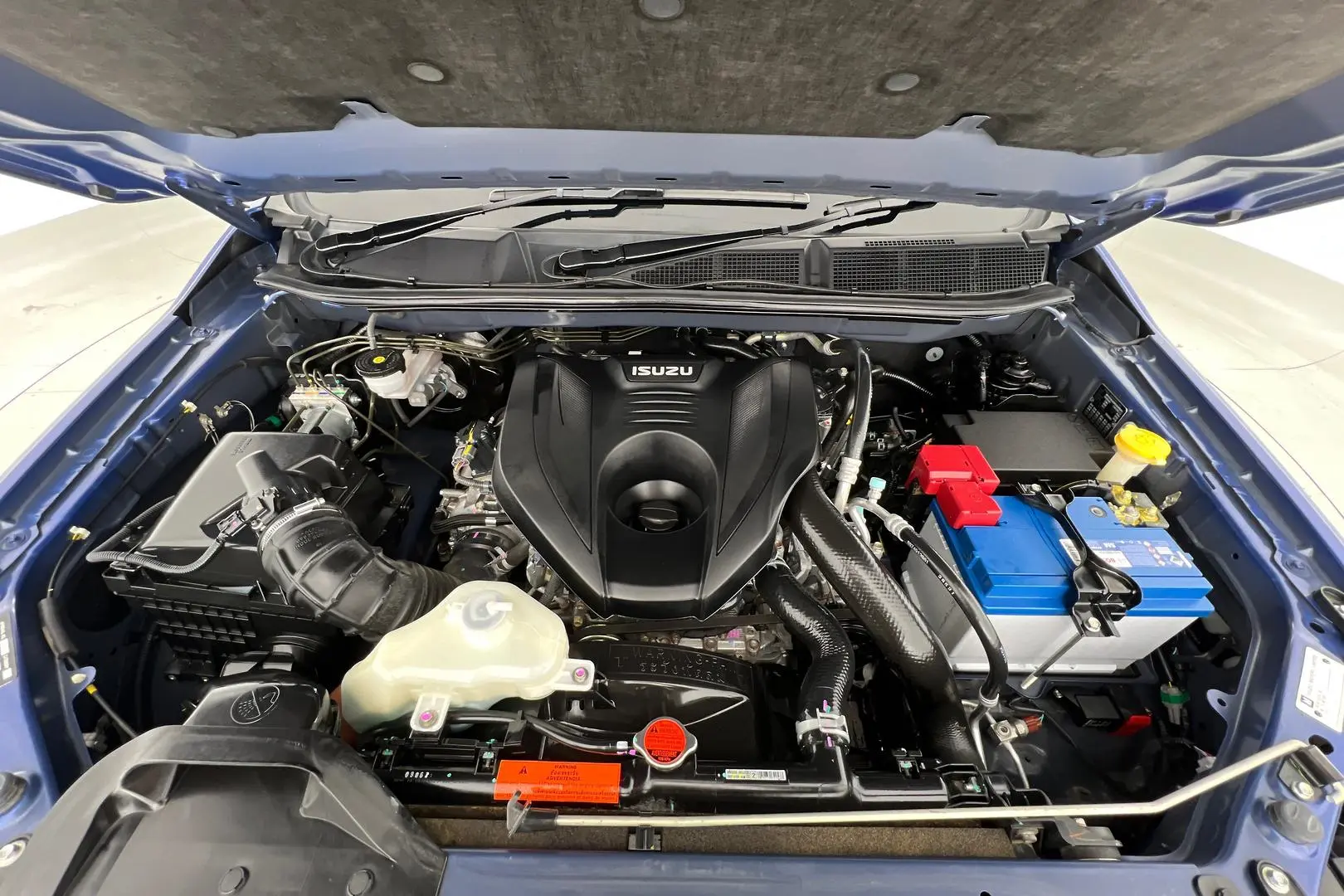 2021 Isuzu D-MAX Gallery Image 21