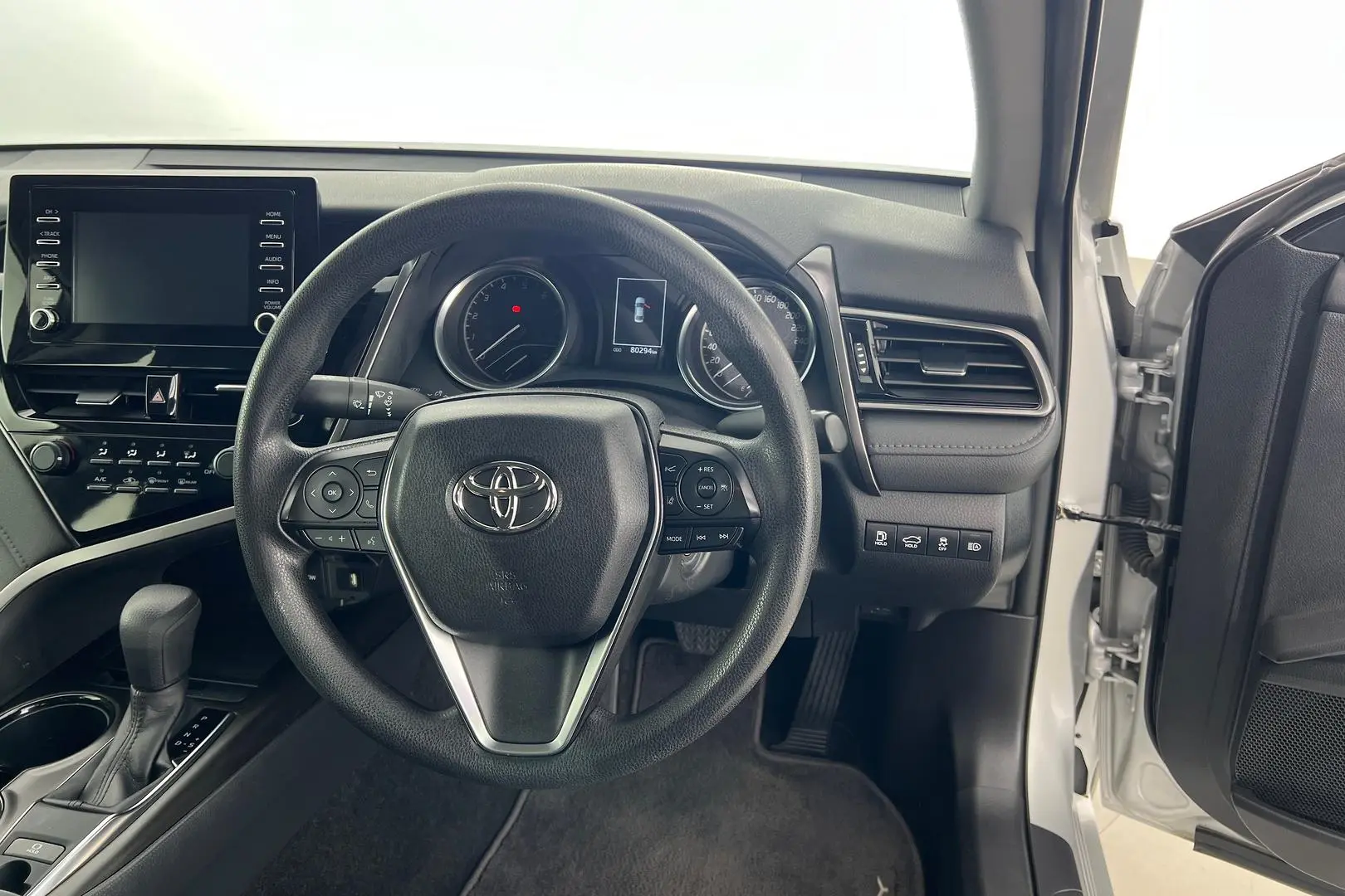 2022 Toyota Camry Gallery Image 15