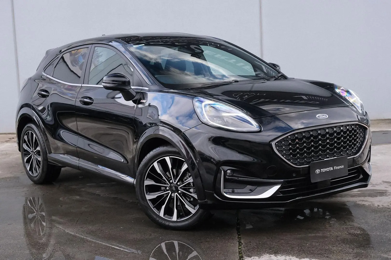2022 Ford Puma Gallery Image 1