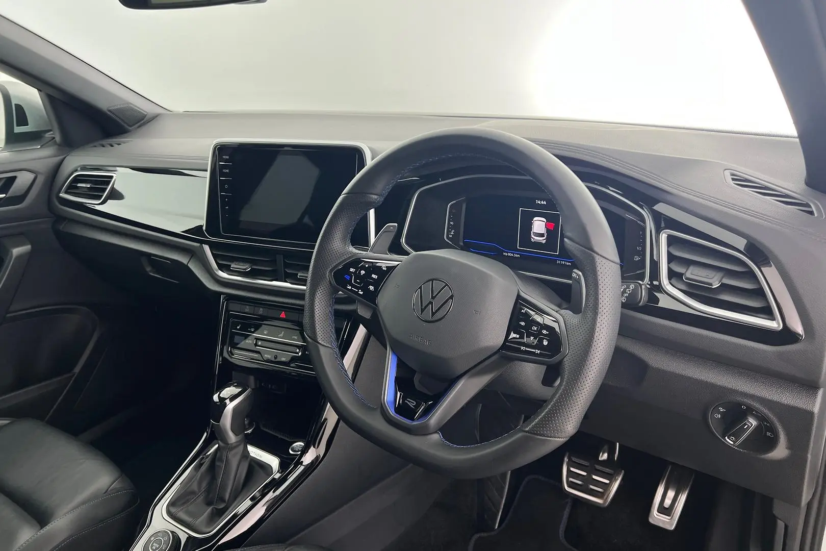 2022 Volkswagen T-Roc Gallery Image 12