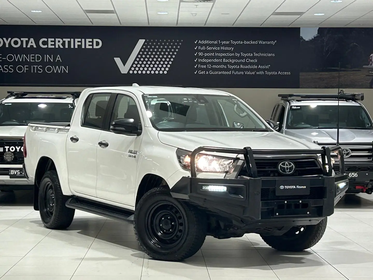 2022 Toyota Hilux Gallery Image 1