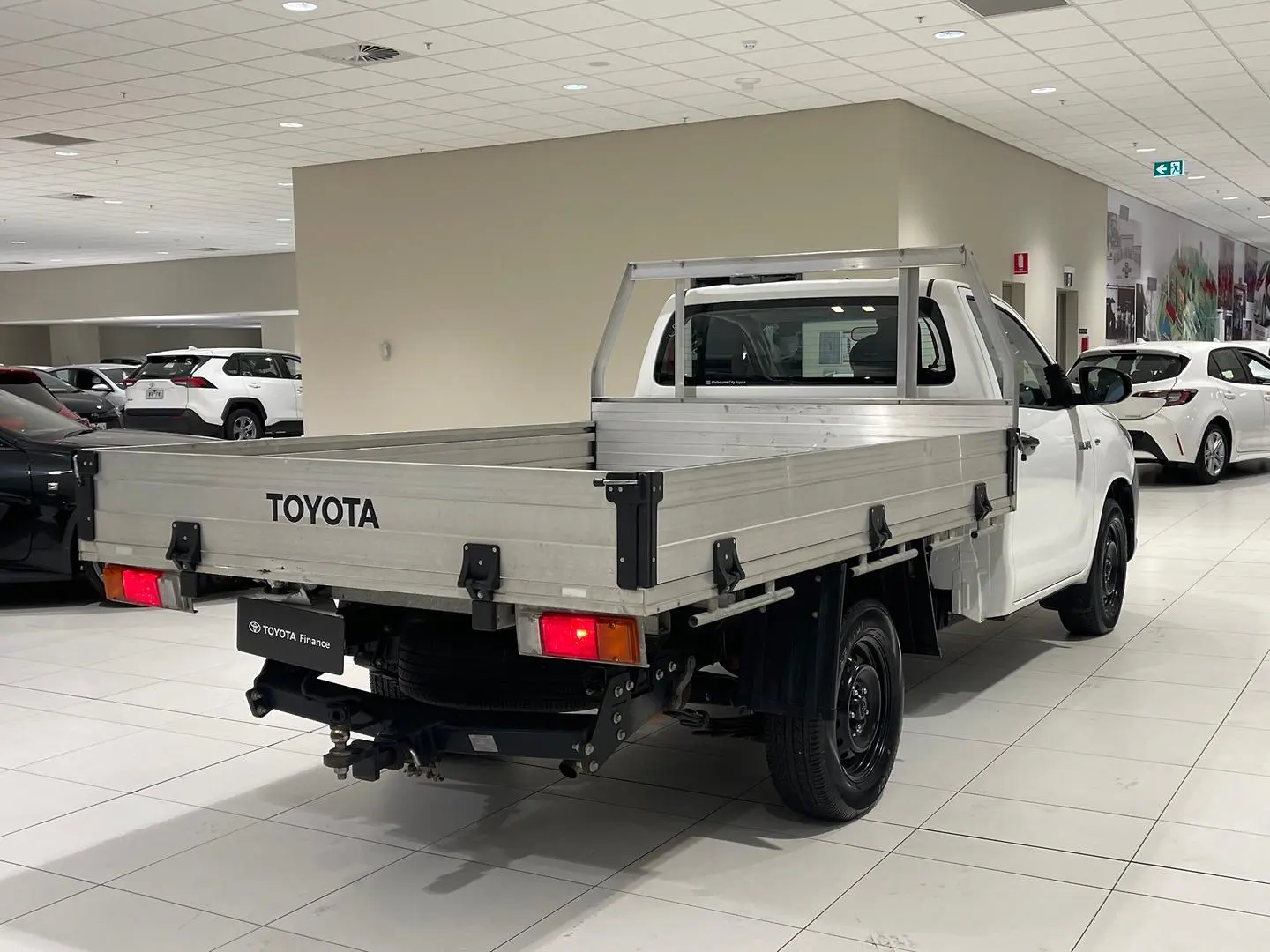 2020 Toyota Hilux Gallery Image 9