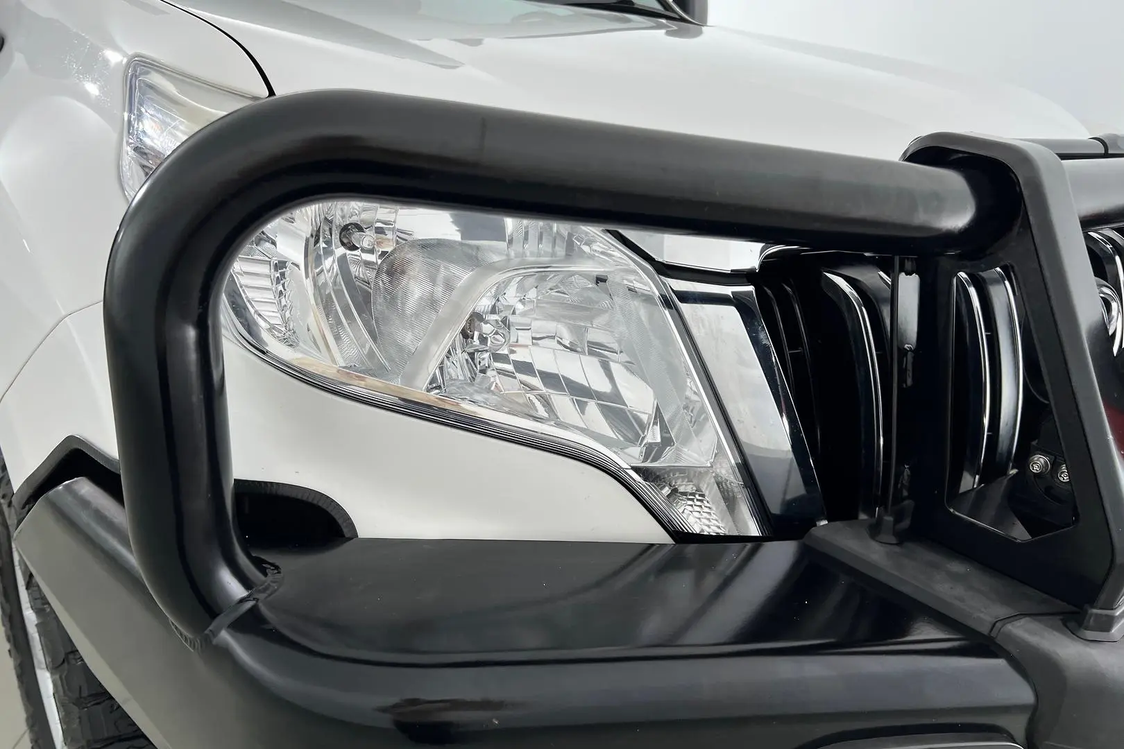 2015 Toyota Landcruiser Prado Gallery Image 19