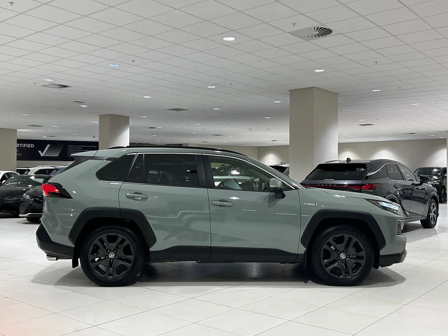 2024 Toyota RAV4 Gallery Image 2
