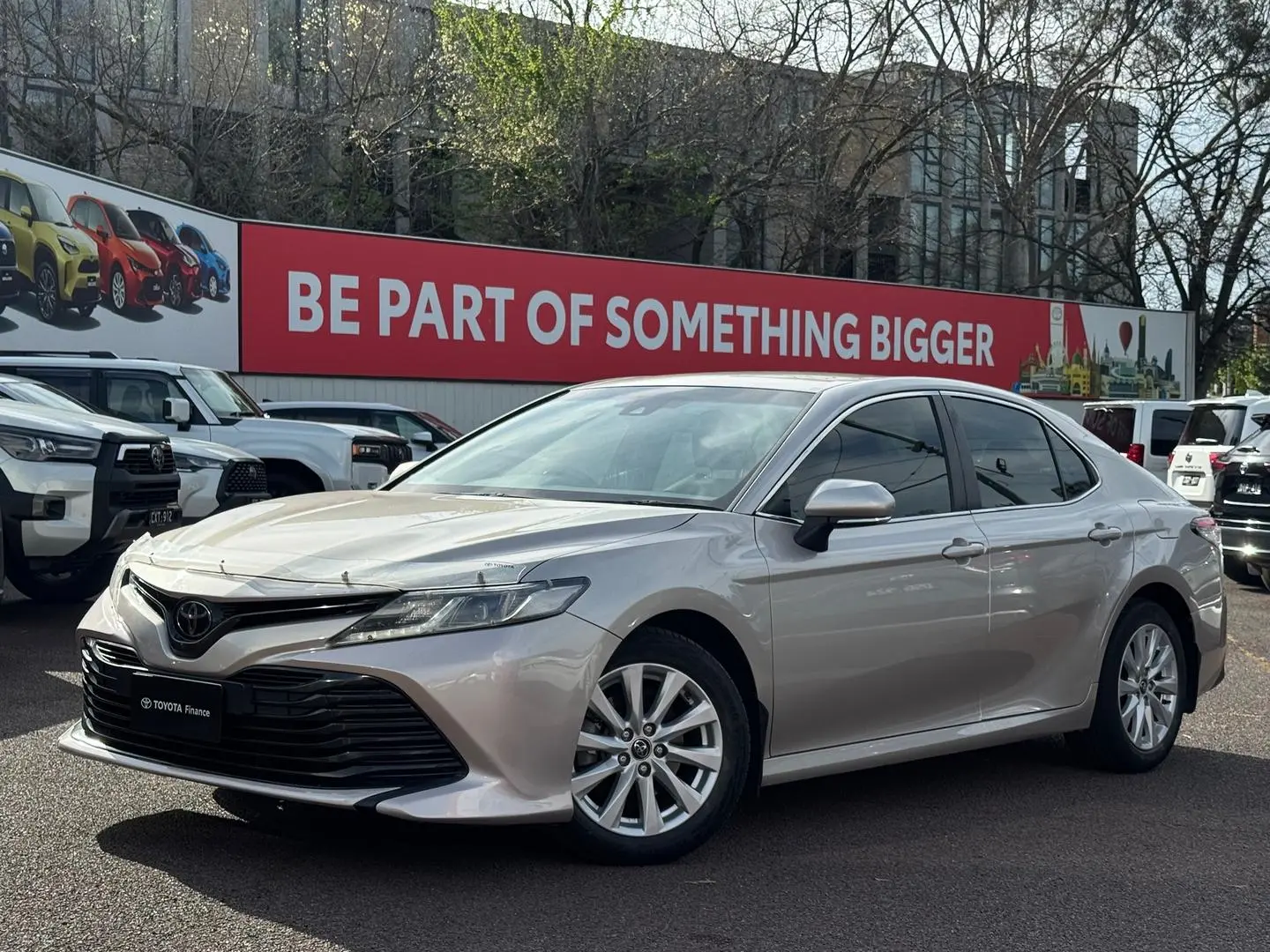 2018 Toyota Camry Gallery Image 8