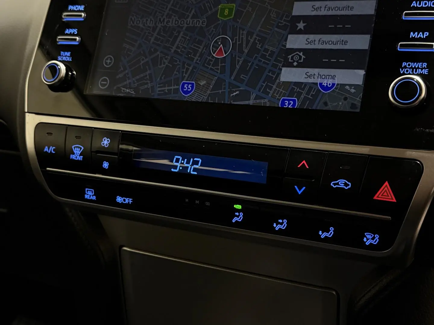 2021 Toyota Landcruiser Prado Gallery Image 19