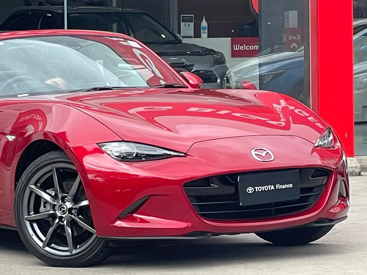 2017 Mazda MX-5 Gallery Image 4