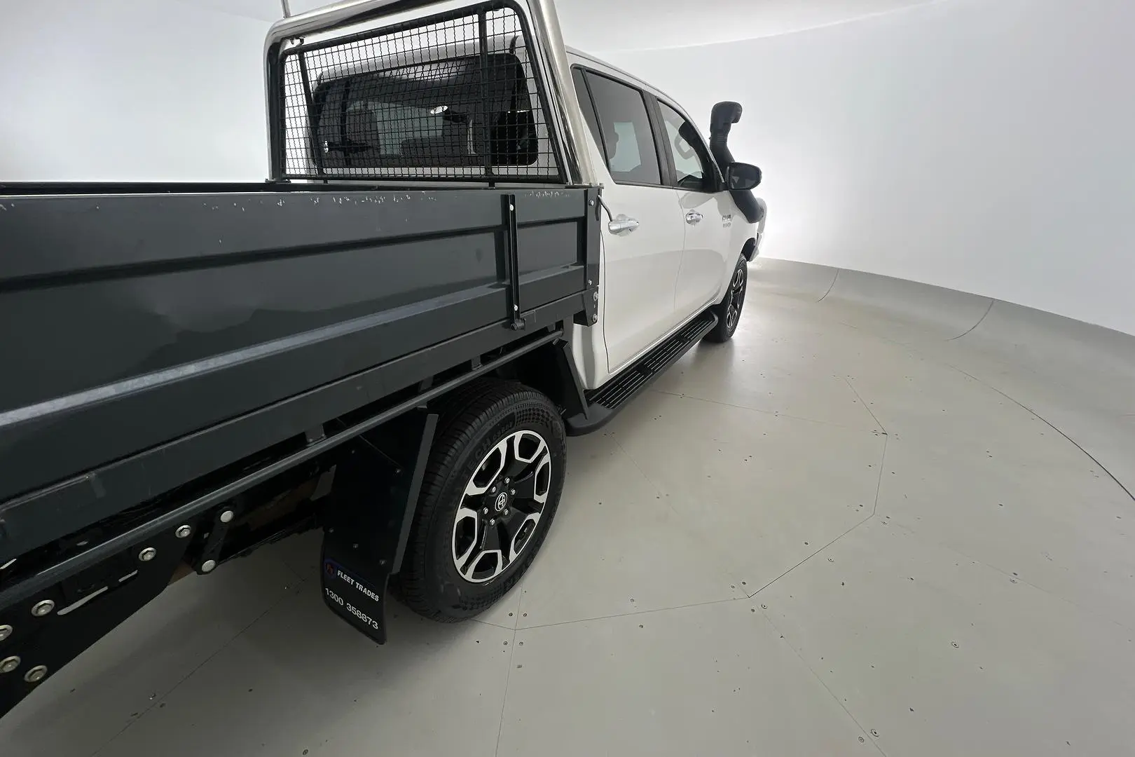 2020 Toyota Hilux Gallery Image 5