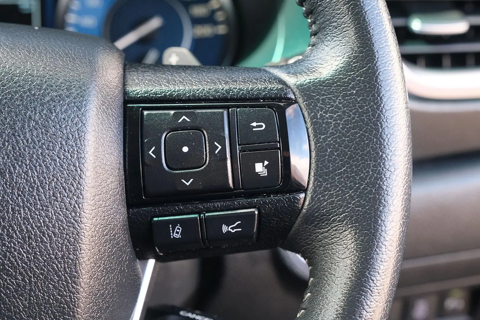 2024 Toyota Fortuner Gallery Image 15