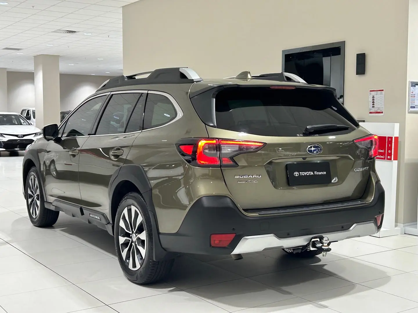 2023 Subaru Outback Gallery Image 8