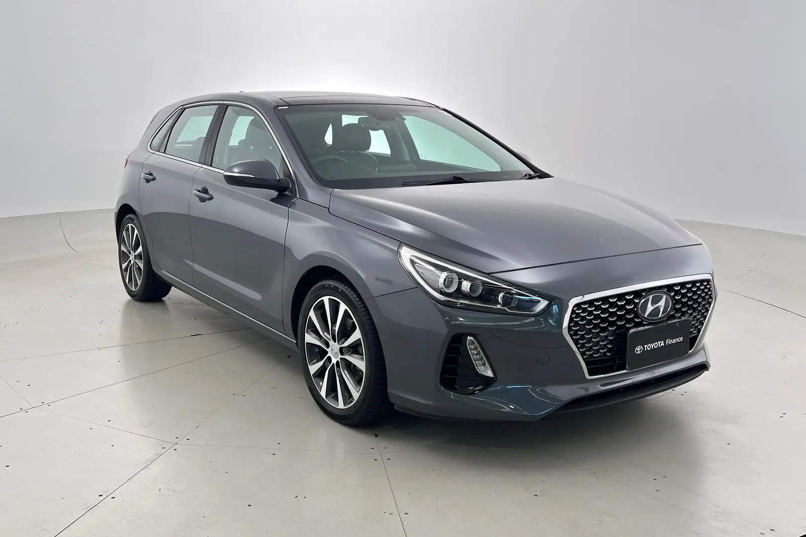 2018 Hyundai i30 Gallery Image 1