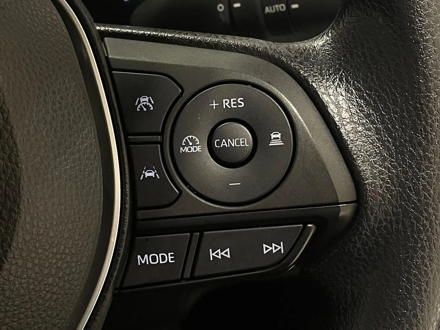 2023 Toyota Corolla Gallery Image 22