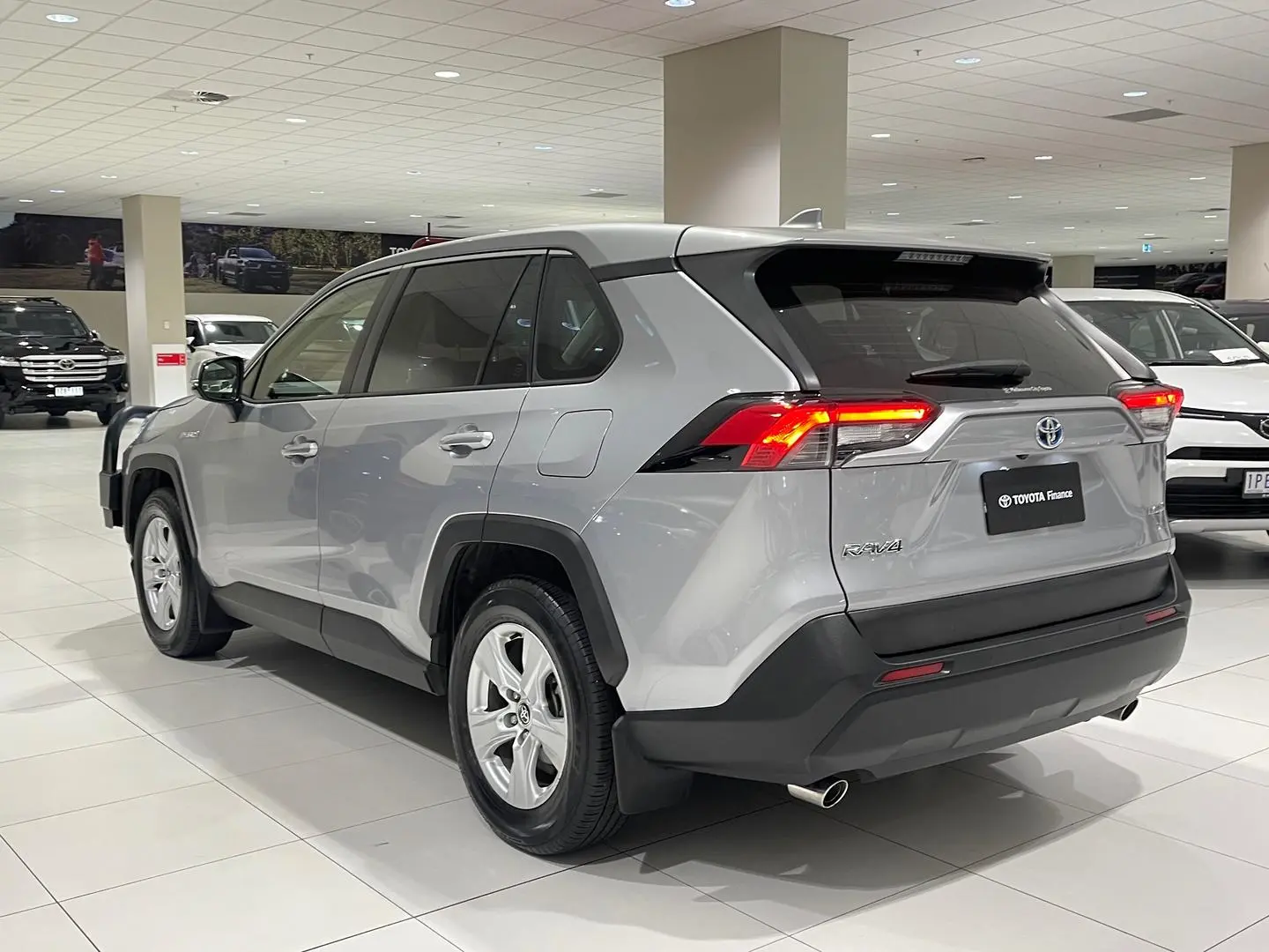 2021 Toyota RAV4 Image 8