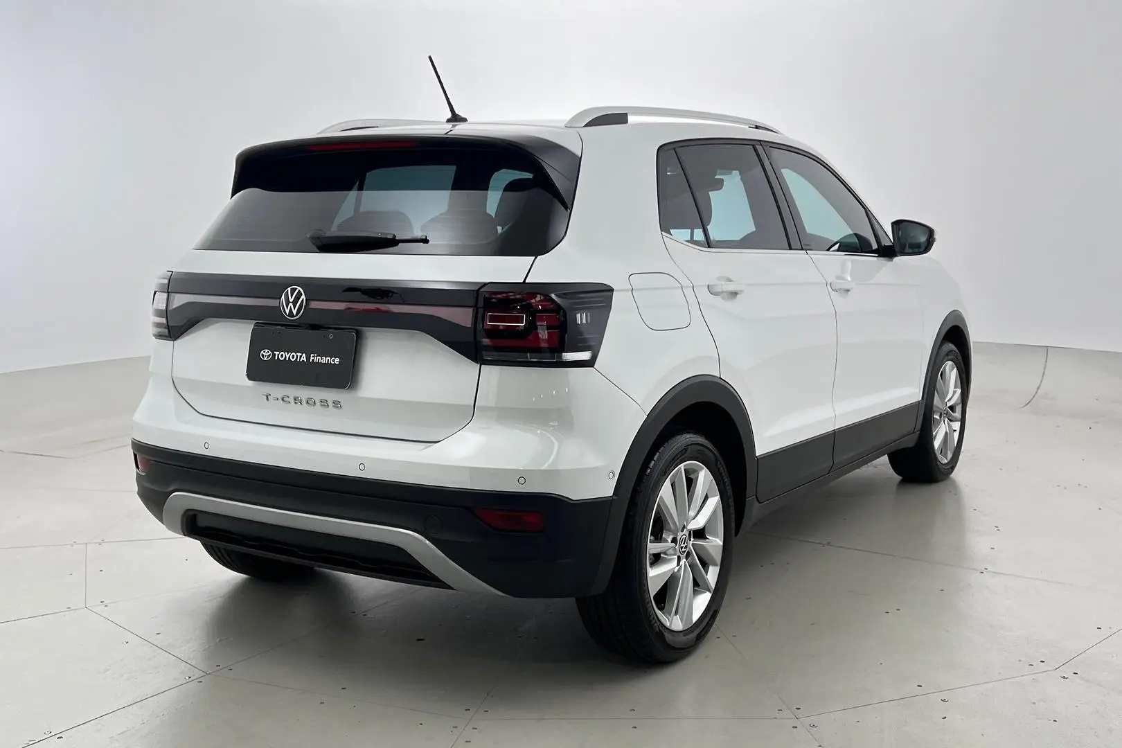 2021 Volkswagen T-Cross Gallery Image 4