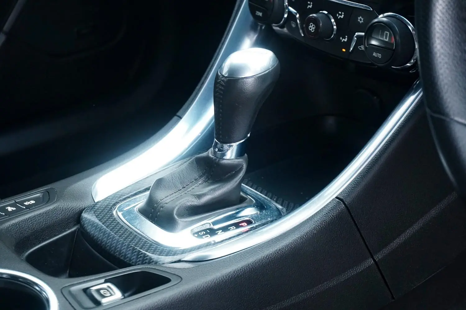 2016 Holden Commodore Gallery Image 16