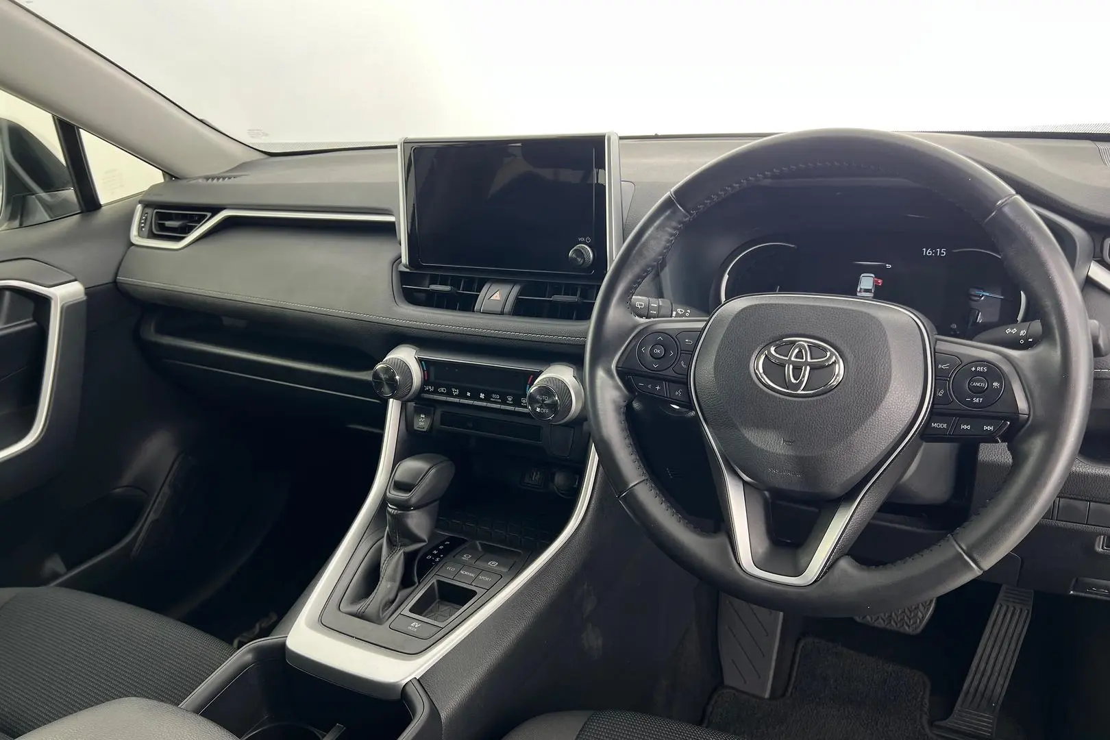 2023 Toyota Rav4 Gallery Image 3