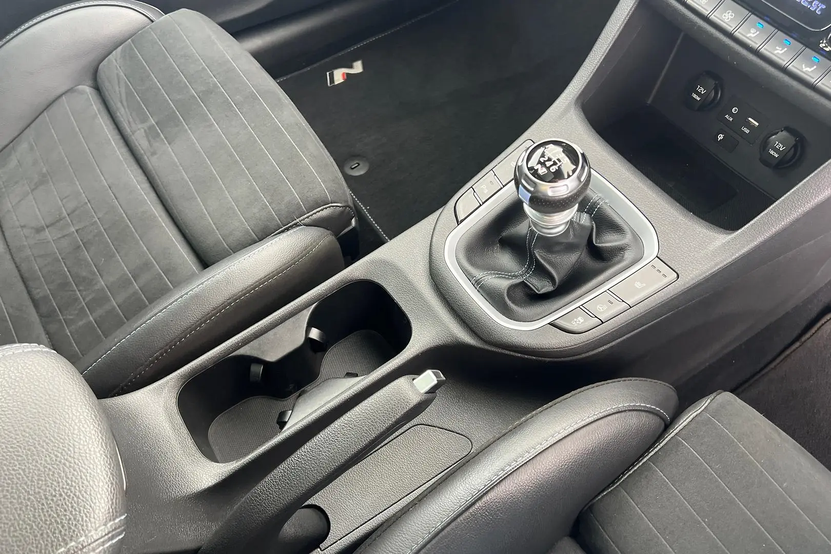2020 Hyundai i30 Gallery Image 22