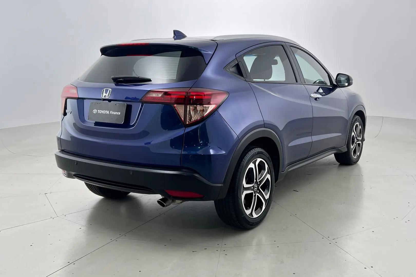 2018 Honda HR-V Gallery Image 4