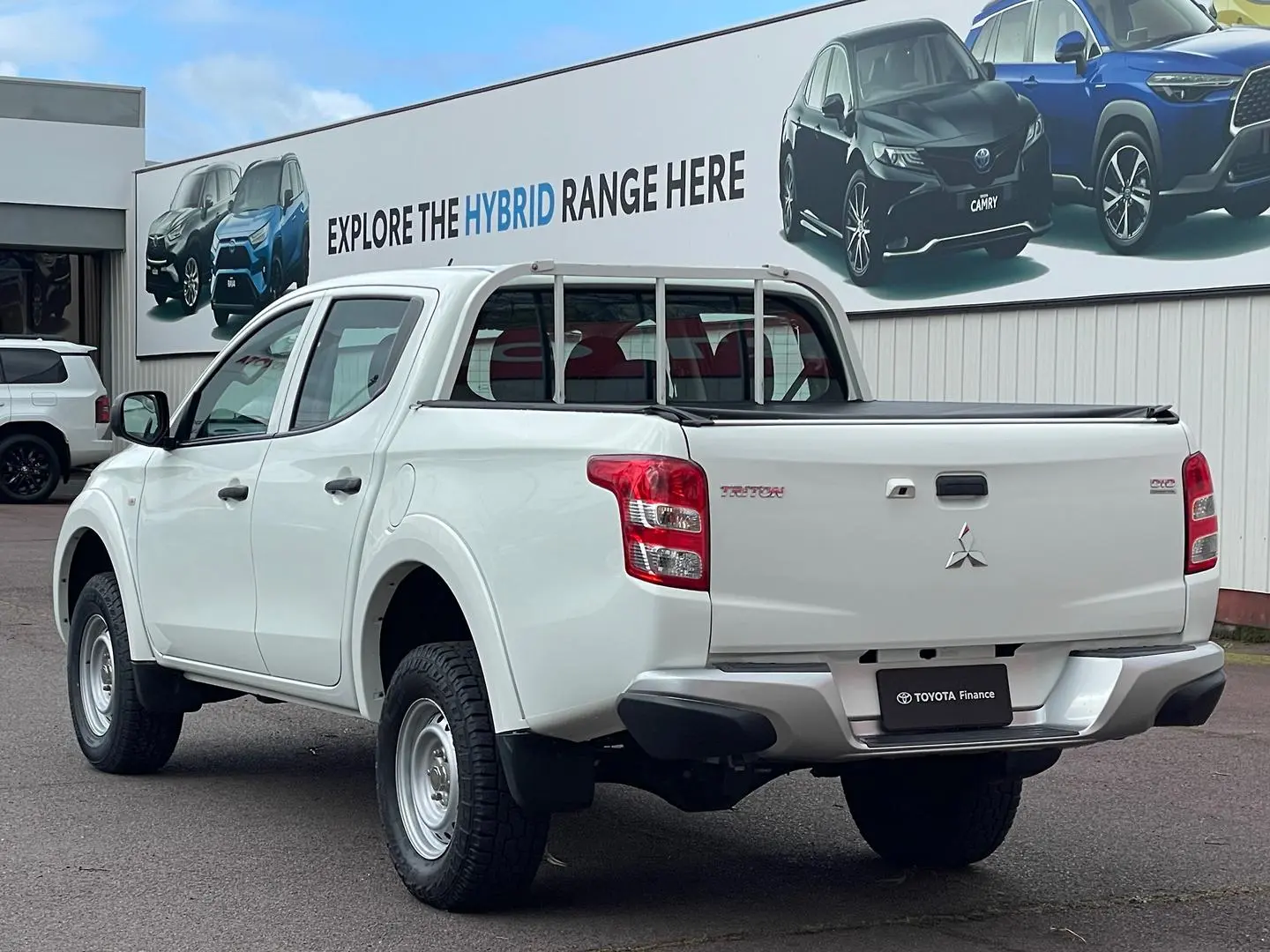 2018 Mitsubishi Triton Gallery Image 7