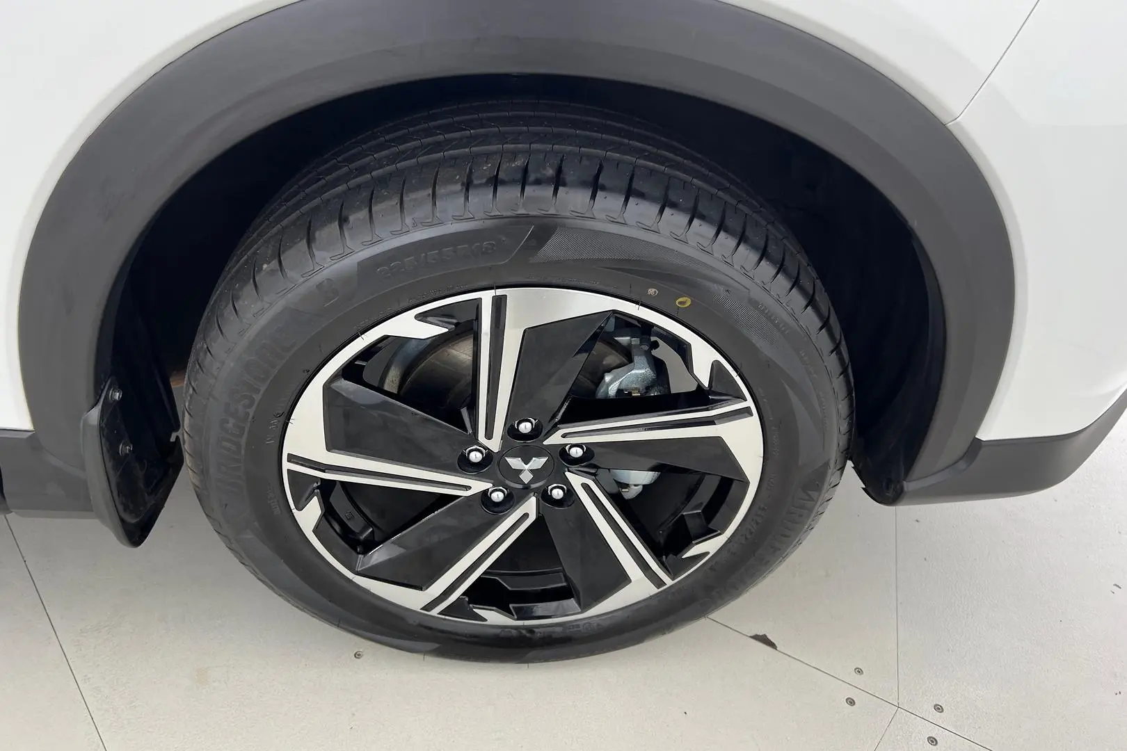 2023 Mitsubishi Eclipse Cross Gallery Image 23