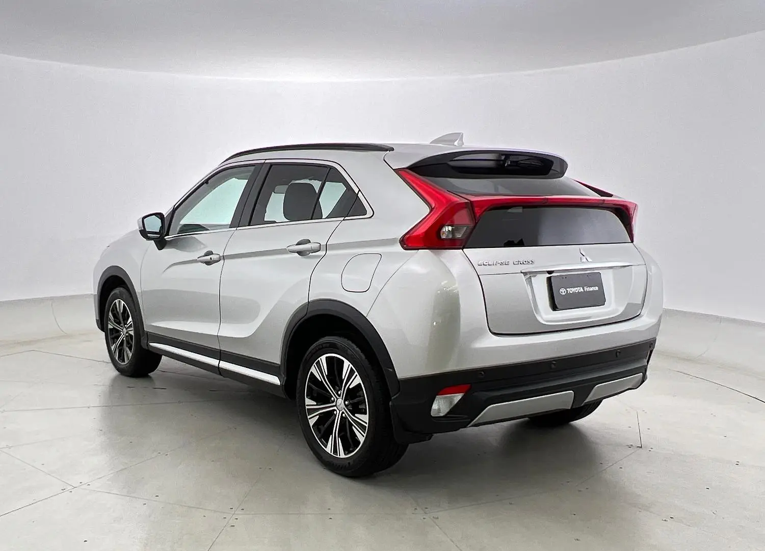 2019 Mitsubishi Eclipse Cross Image 6