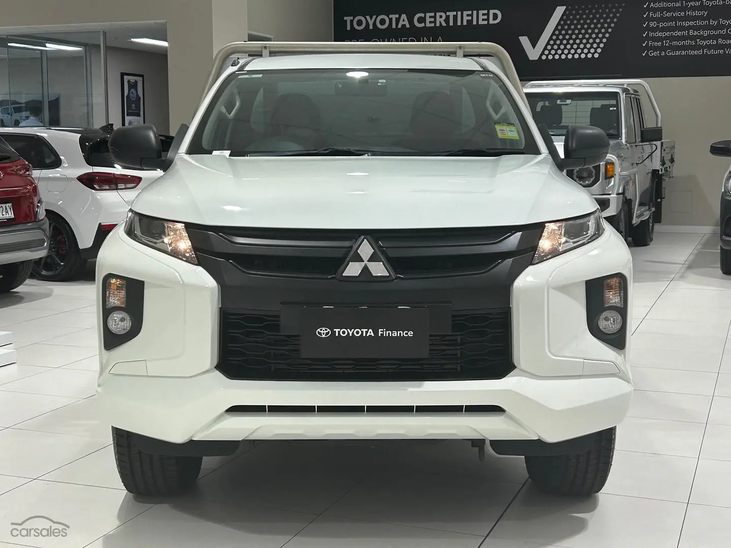 2019 Mitsubishi Triton Image 4