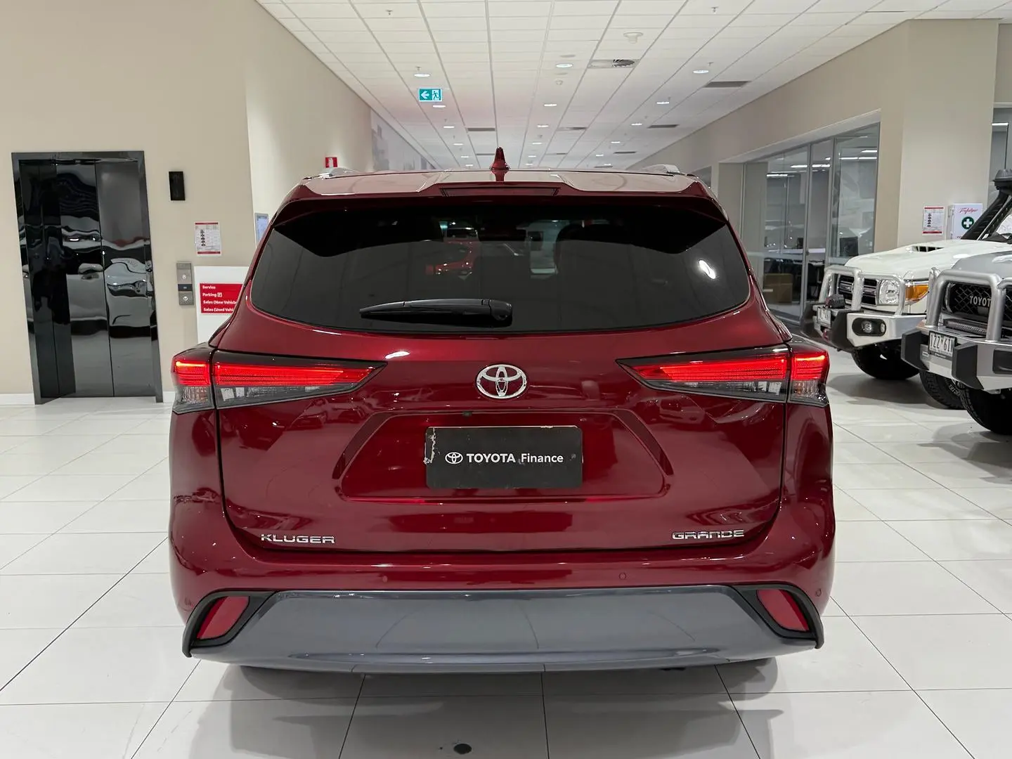 2023 Toyota Kluger Gallery Image 8