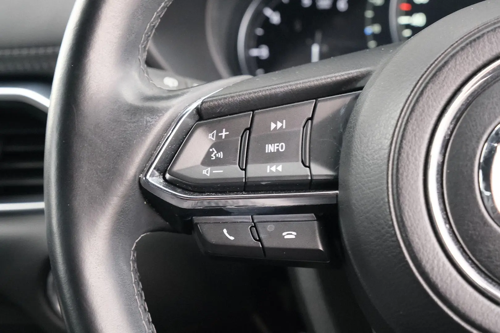 2019 Mazda CX-8 Gallery Image 14