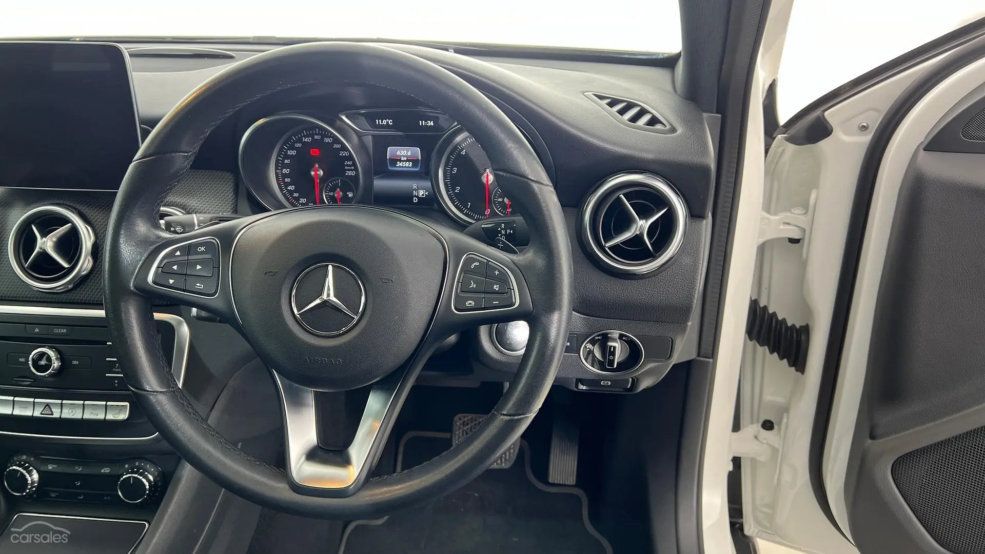 2019 Mercedes-Benz GLA-Class Image 19