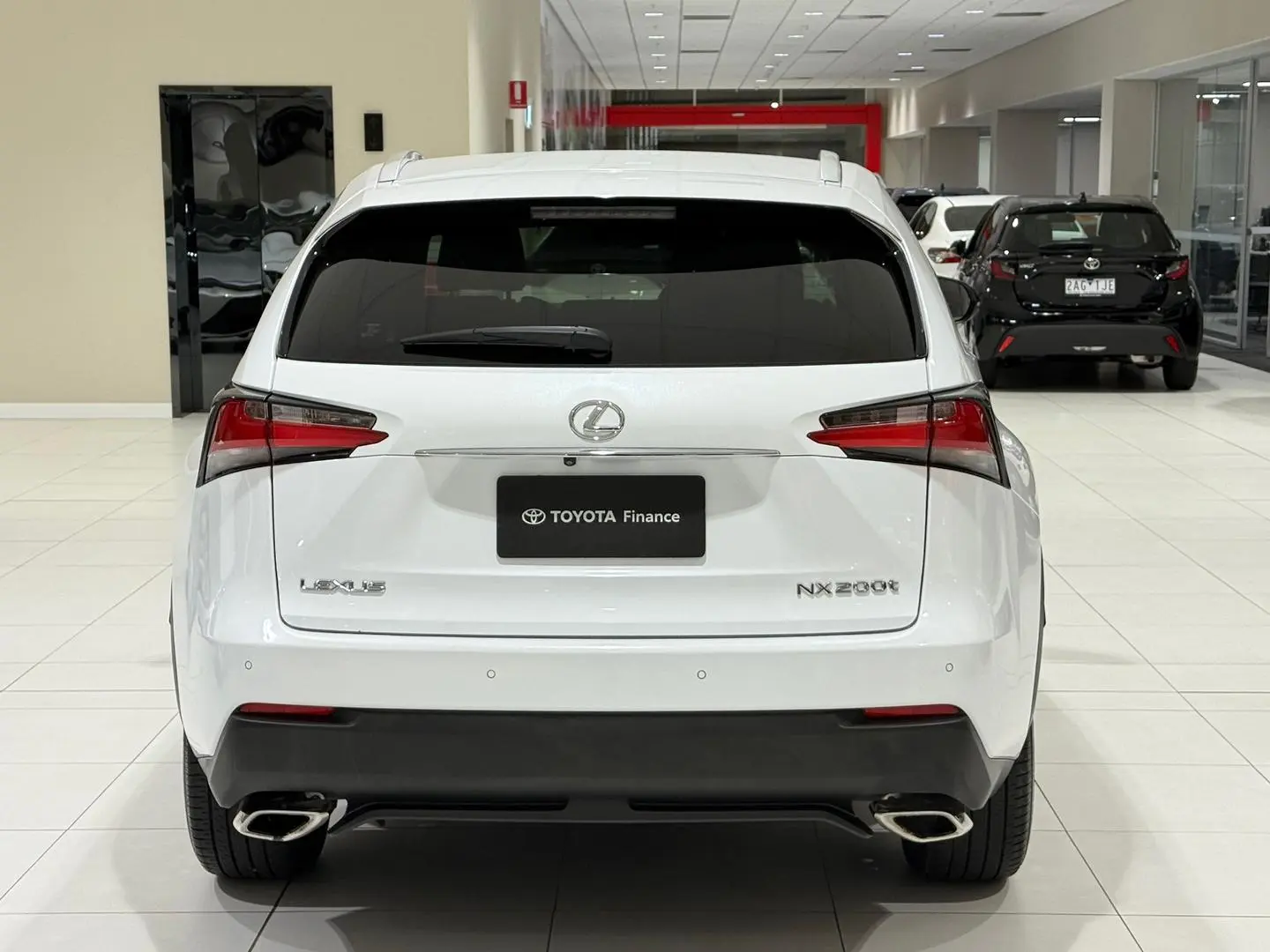 2017 Lexus NX Gallery Image 9