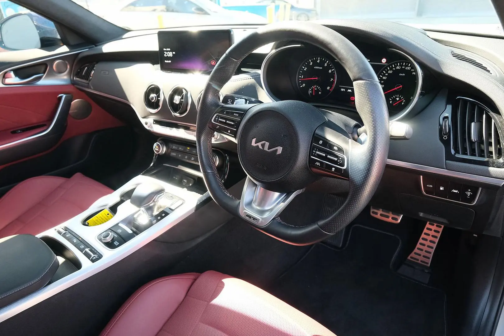 2023 Kia Stinger Gallery Image 7