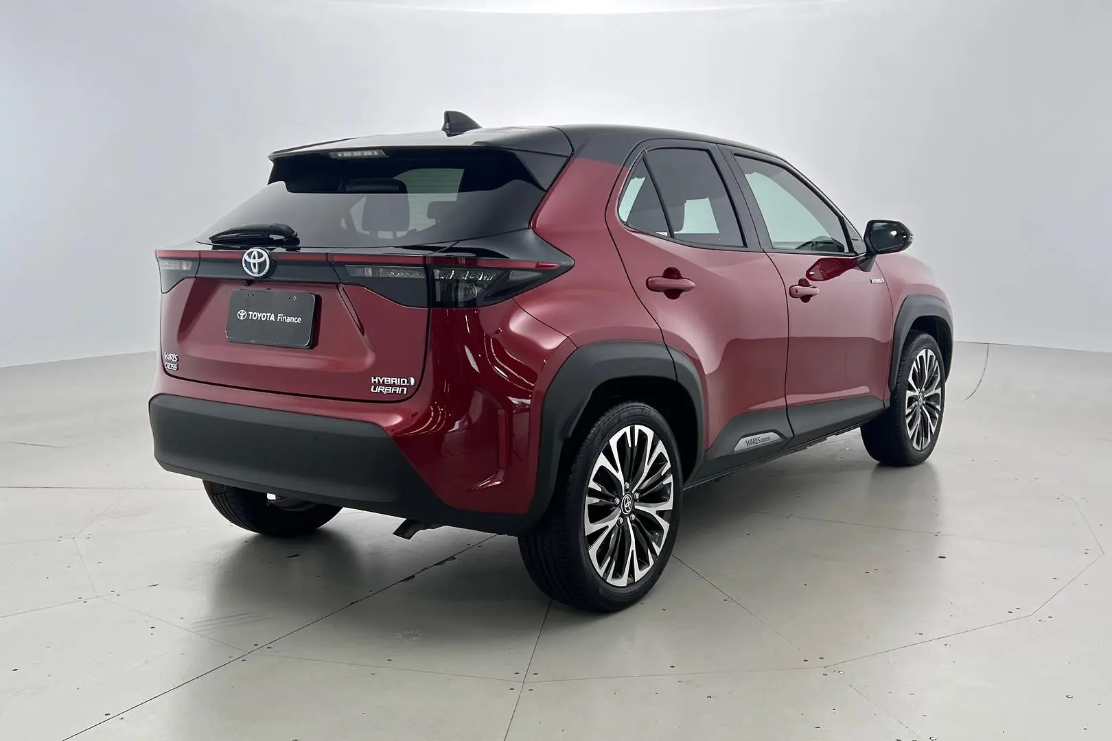 2022 Toyota Yaris Cross Gallery Image 4