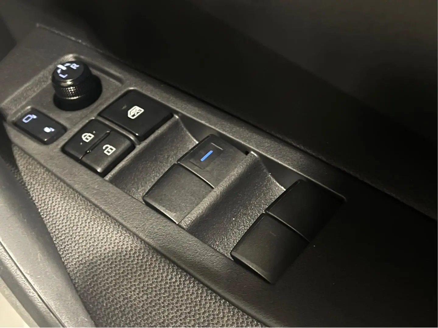 2021 Toyota Corolla Gallery Image 14